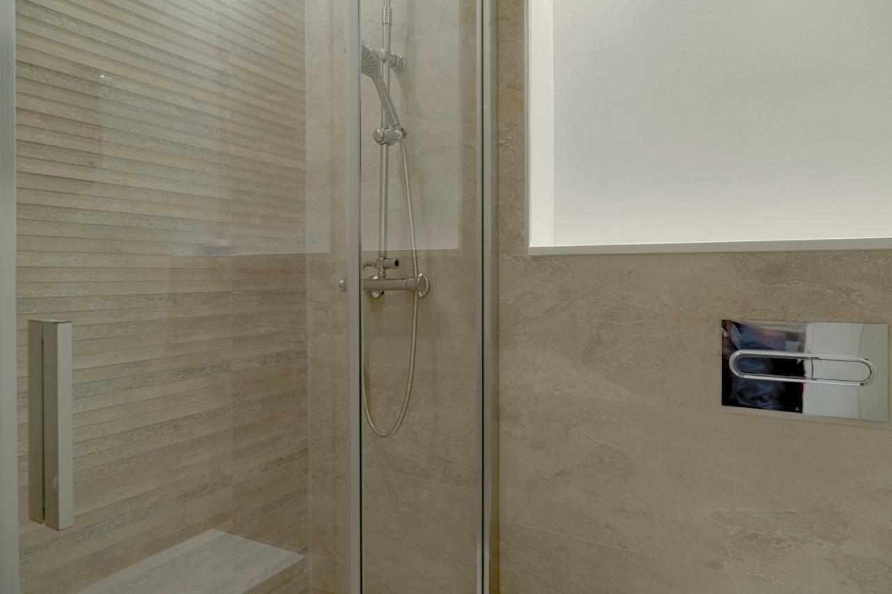 Apartamento Suncity Teatro Premier Málaga Exterior foto